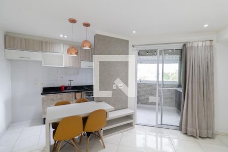 Sala e Cozinha de apartamento à venda com 2 quartos, 50m² em Chácara Cruzeiro do Sul, São Paulo