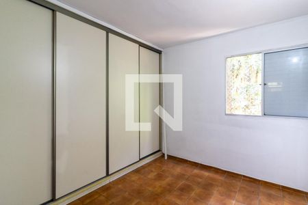 Quarto 2 de apartamento para alugar com 2 quartos, 45m² em Vila Joaniza, São Paulo