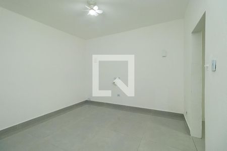 Sala de casa para alugar com 2 quartos, 80m² em Vila Fatima, São Paulo