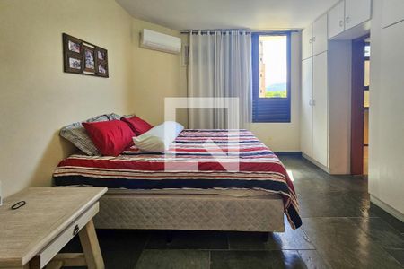 suíte de apartamento para alugar com 3 quartos, 200m² em Praia Enseada, Guarujá