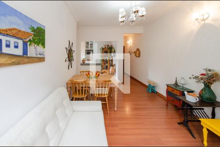 Sala de apartamento para alugar com 2 quartos, 70m² em Estrela Dalva, Belo Horizonte