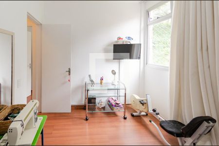 Quarto 1 de apartamento para alugar com 2 quartos, 70m² em Estrela Dalva, Belo Horizonte