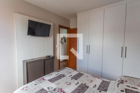 Suíte de apartamento à venda com 3 quartos, 78m² em Sagrada Família, Belo Horizonte