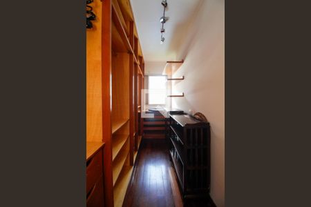 Quarto 2 de apartamento para alugar com 2 quartos, 66m² em Sumaré, São Paulo