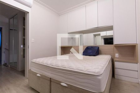 Quarto 1 de casa de condomínio à venda com 3 quartos, 180m² em Vila Carrão, São Paulo