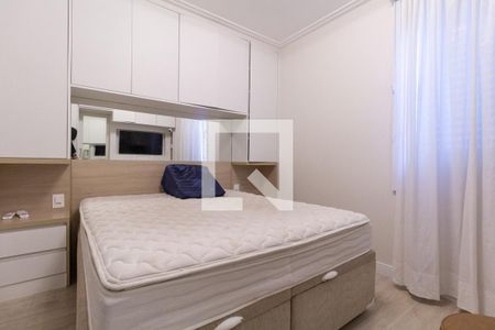 Quarto 1 de casa de condomínio à venda com 3 quartos, 180m² em Vila Carrão, São Paulo