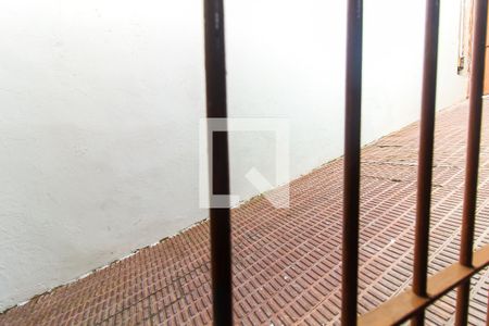 Casa para alugar com 2 quartos, 100m² em Vila Carmosina, São Paulo