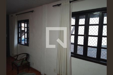 Sala de casa para alugar com 3 quartos, 194m² em Boa Vista, São Gonçalo