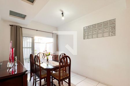 Sala 2 de casa para alugar com 2 quartos, 155m² em Jardim Olavo Bilac, São Bernardo do Campo