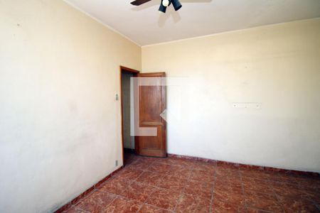 Quarto 1 de apartamento à venda com 2 quartos, 60m² em Ramos, Rio de Janeiro