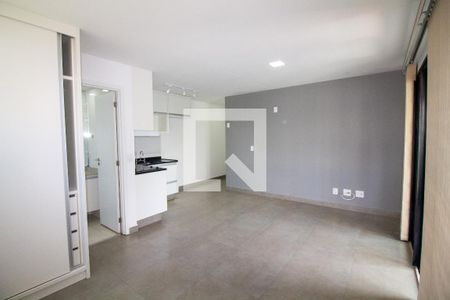 Sala / Quarto - Studio de kitnet/studio para alugar com 1 quarto, 37m² em Campo Belo, São Paulo
