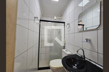 Banheiro da Suíte de apartamento para alugar com 3 quartos, 202m² em Vila Laura, Salvador