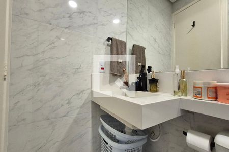 Banheiro de apartamento à venda com 2 quartos, 100m² em Jardim Nova Europa, Campinas