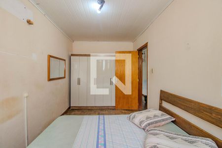 Quarto 2 de casa à venda com 3 quartos, 192m² em Sarandi, Porto Alegre