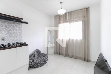 Sala - Cozinha de apartamento para alugar com 2 quartos, 32m² em Colônia (zona Leste), São Paulo