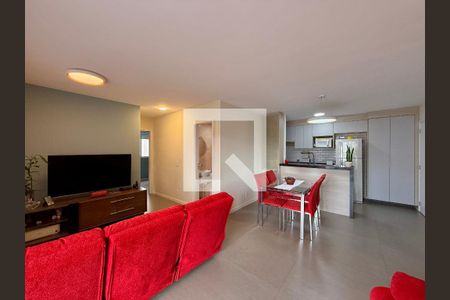 Sala  de apartamento à venda com 2 quartos, 83m² em Santo Amaro, São Paulo