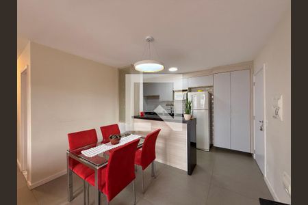 Sala  de apartamento à venda com 2 quartos, 83m² em Santo Amaro, São Paulo