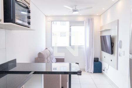 Sala de apartamento para alugar com 1 quarto, 28m² em Vila Penteado, São Paulo