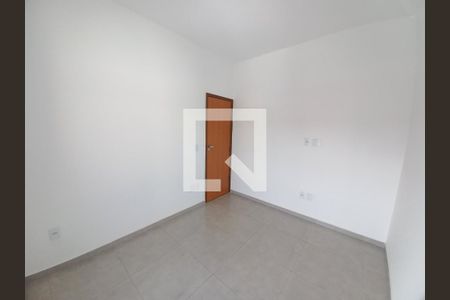 Quarto 1 de casa de condomínio para alugar com 2 quartos, 60m² em Vila Valenca, São Vicente