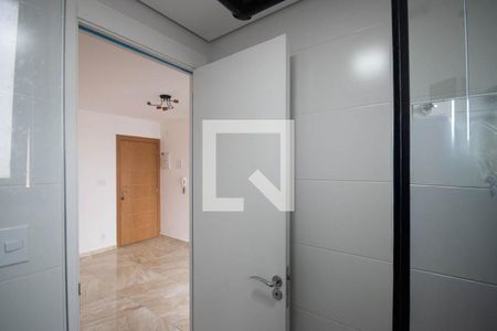 Banheiro  de apartamento para alugar com 2 quartos, 47m² em Vila Maria Alta, São Paulo