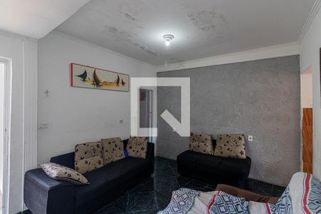 Sala de casa à venda com 3 quartos, 74m² em Vila Carmosina, São Paulo