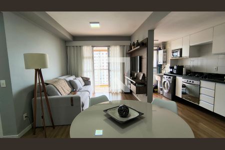Sala de apartamento para alugar com 2 quartos, 79m² em Recreio dos Bandeirantes, Rio de Janeiro