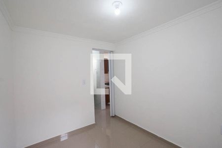 Quarto 2 de apartamento para alugar com 2 quartos, 56m² em Vila Sabrina, São Paulo