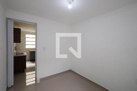 Quarto 1 de apartamento para alugar com 2 quartos, 56m² em Vila Sabrina, São Paulo