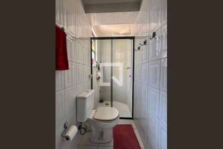Banheiro de apartamento à venda com 2 quartos, 70m² em Mansões Santo Antônio, Campinas
