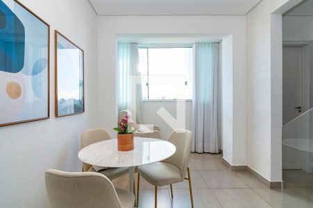 Sala de apartamento à venda com 2 quartos, 105m² em Coração Eucarístico, Belo Horizonte