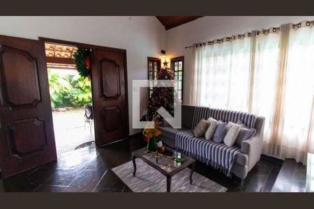 Casa para alugar com 3 quartos, 220m² em Serra Grande, Niterói