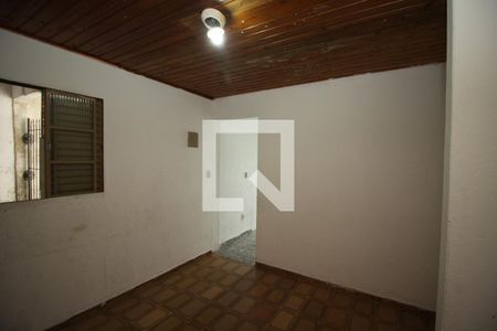 Quarto de casa para alugar com 2 quartos, 60m² em Jardim Marília, São Paulo