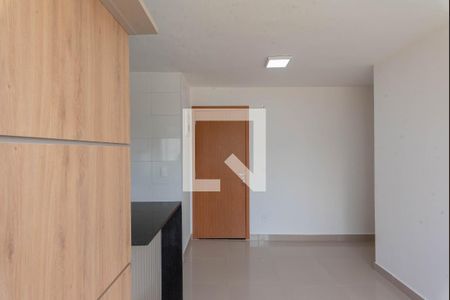 Sala de apartamento para alugar com 2 quartos, 44m² em Vila Satúrnia, Campinas