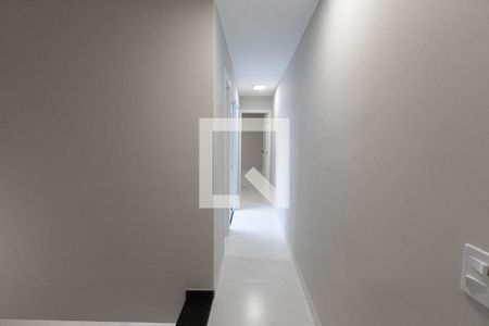 Corredor de casa para alugar com 3 quartos, 102m² em Vila Medeiros, São Paulo