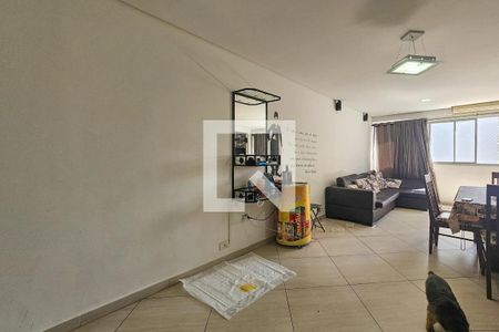 cozinha de apartamento para alugar com 2 quartos, 140m² em Tombo, Guarujá
