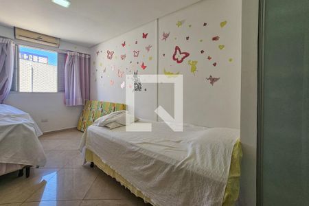 Suíte 2 de apartamento para alugar com 2 quartos, 140m² em Jardim Las Palmas, Guarujá
