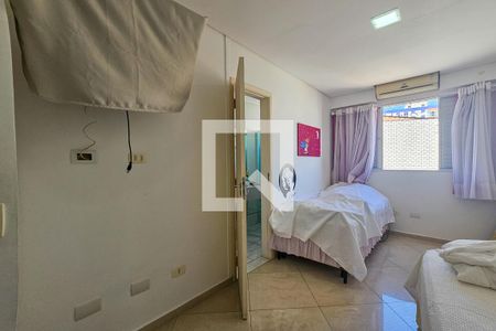 Suíte 2 de apartamento para alugar com 2 quartos, 140m² em Jardim Las Palmas, Guarujá