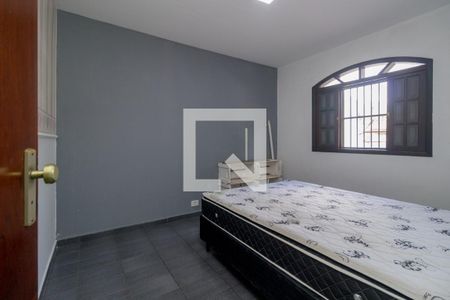 Quarto 1 de casa para alugar com 3 quartos, 250m² em Conjunto Residencial Sitio Oratorio, São Paulo