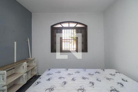Quarto 1 de casa para alugar com 3 quartos, 250m² em Conjunto Residencial Sitio Oratorio, São Paulo