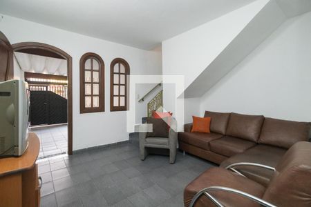 Sala de casa para alugar com 3 quartos, 250m² em Conjunto Residencial Sitio Oratorio, São Paulo