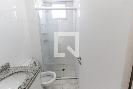 Banheiro de apartamento para alugar com 2 quartos, 50m² em Vila Sonia, São Paulo