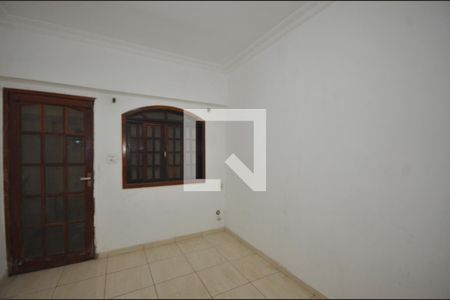 Sala de casa para alugar com 2 quartos, 70m² em Vila Valqueire, Rio de Janeiro