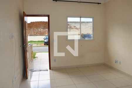 Casa para alugar com 2 quartos, 70m² em Quinta dos Angicos, Cotia