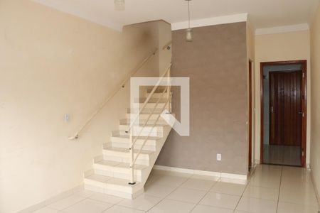 Casa para alugar com 2 quartos, 70m² em Quinta dos Angicos, Cotia