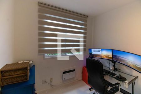 Quarto  de apartamento à venda com 2 quartos, 60m² em Maceio, Niterói