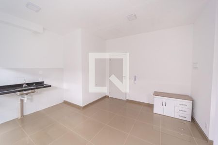 Sala/Cozinha de apartamento para alugar com 2 quartos, 42m² em Vila Campanela, São Paulo