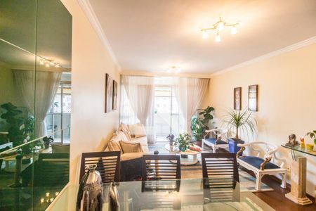 Sala de apartamento à venda com 2 quartos, 70m² em Alphaville Industrial, Barueri