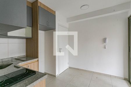 Sala e cozinha de apartamento para alugar com 2 quartos, 41m² em Aclimação, São Paulo
