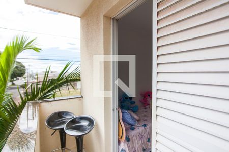 Varanda do Quarto 2 de apartamento para alugar com 2 quartos, 47m² em Santa Mônica, Uberlândia