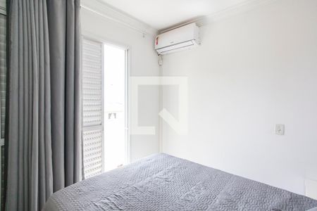 Quarto 1 de apartamento para alugar com 2 quartos, 47m² em Santa Mônica, Uberlândia